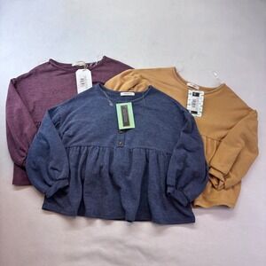 12PM by Mon a
3 Lot Ami Kids Ruffled Hem Top Navy Medium Style TA0504‎ KIDS
New